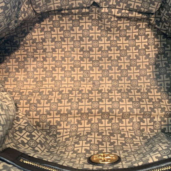 Tory Burch Black Nico East West Leather Tote with Gold Hardware - Picture 14 of 16